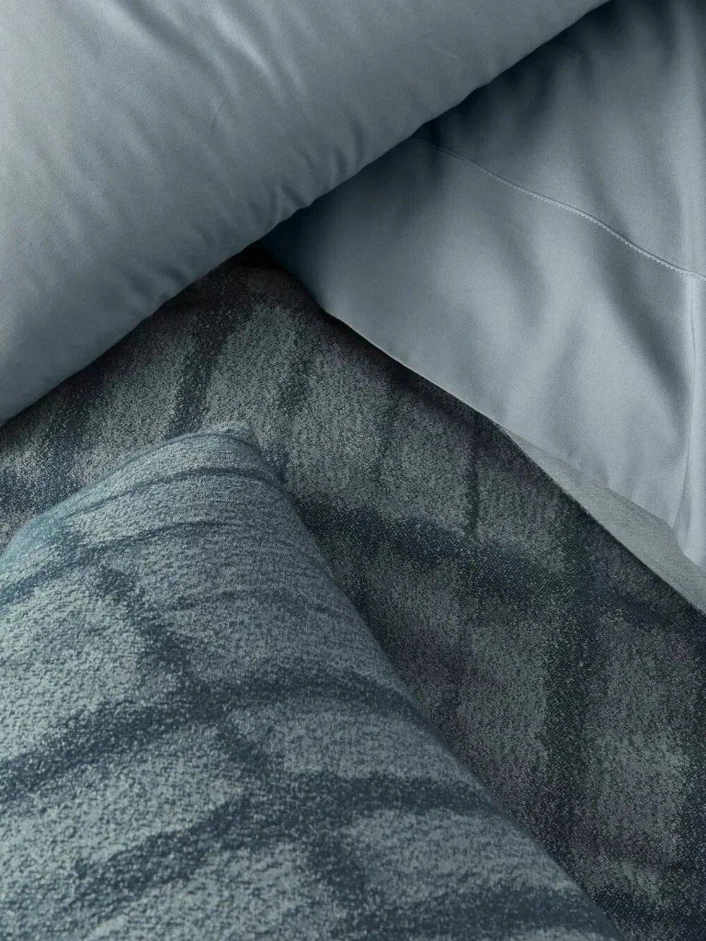 Oake Indigo Shibori Stripe Duvet Cover 3pc Set - Full/Queen Blue Cotton Bedding